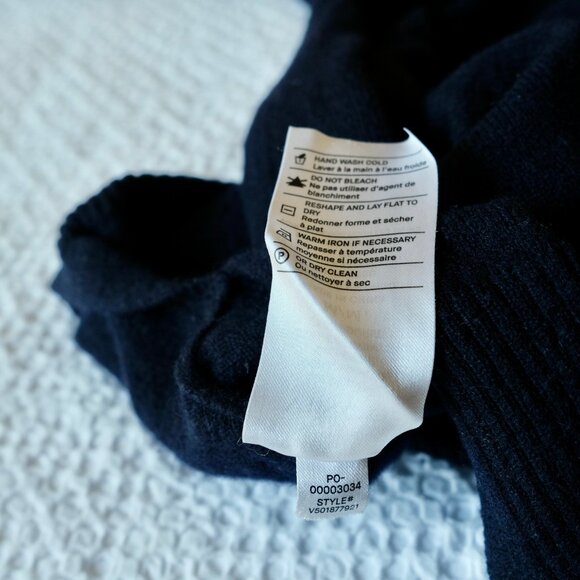 VINCE 100% Cashmere Cinched Side Navy Crew Neck Sweater - Picture 8 of 10